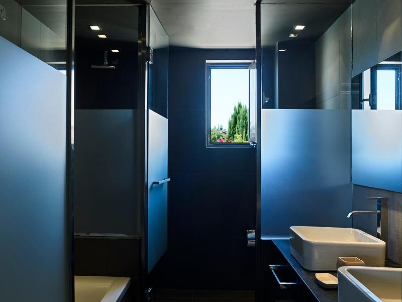 Pelagos Suites Hotel & Spa - image 49
