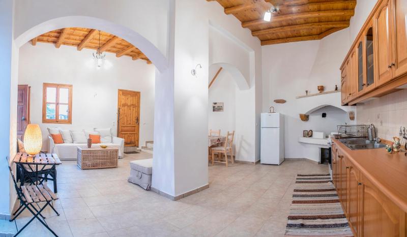 Two-Bedroom House image 3