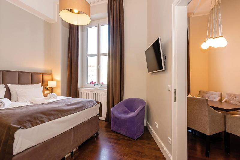 Superior Apartment image 2