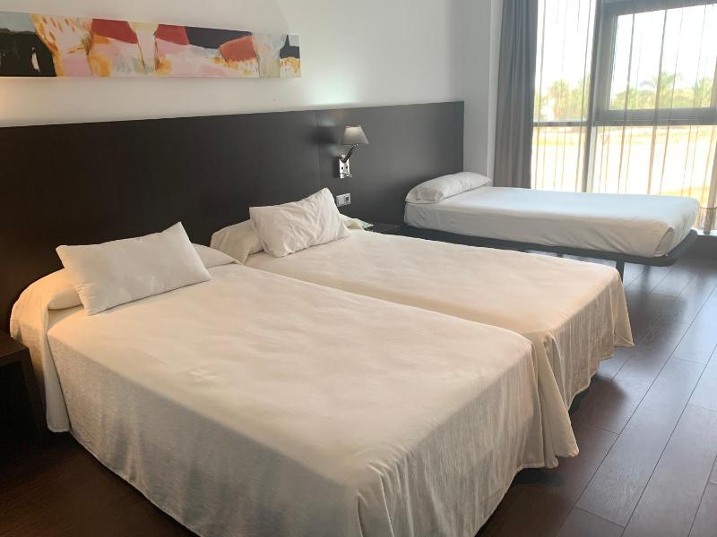 Triple Room image 1