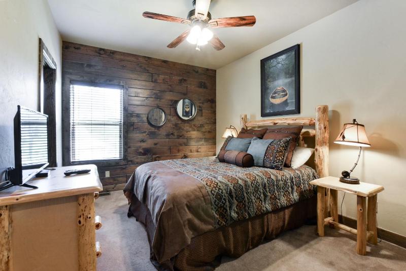 WaterMill Cove Resort Luxury Lakefront AMAZING VIEWS Lazy River HUGE POOL 2Mi to SDC - image 19