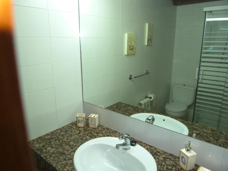 Apartment with Mountain View image 2