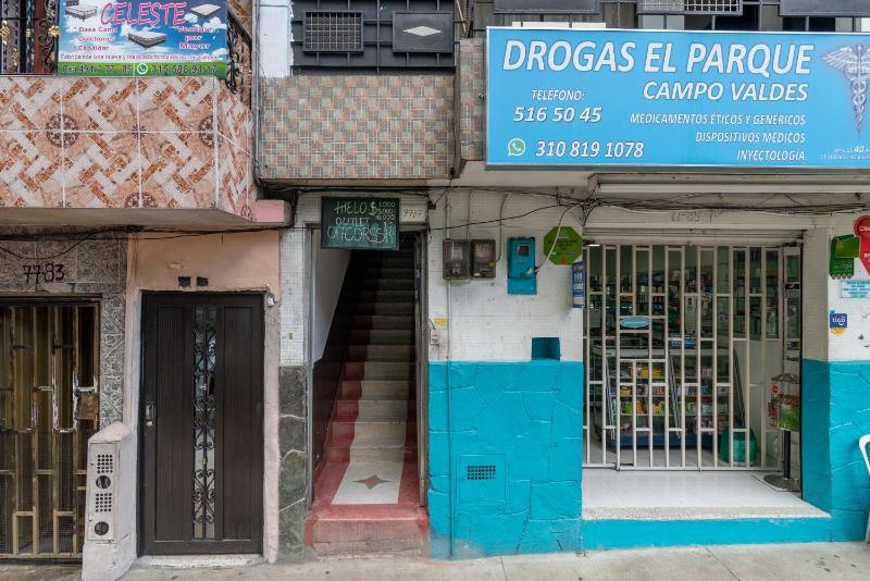 CAMPO VALDES PARK HOSTEL - image 6