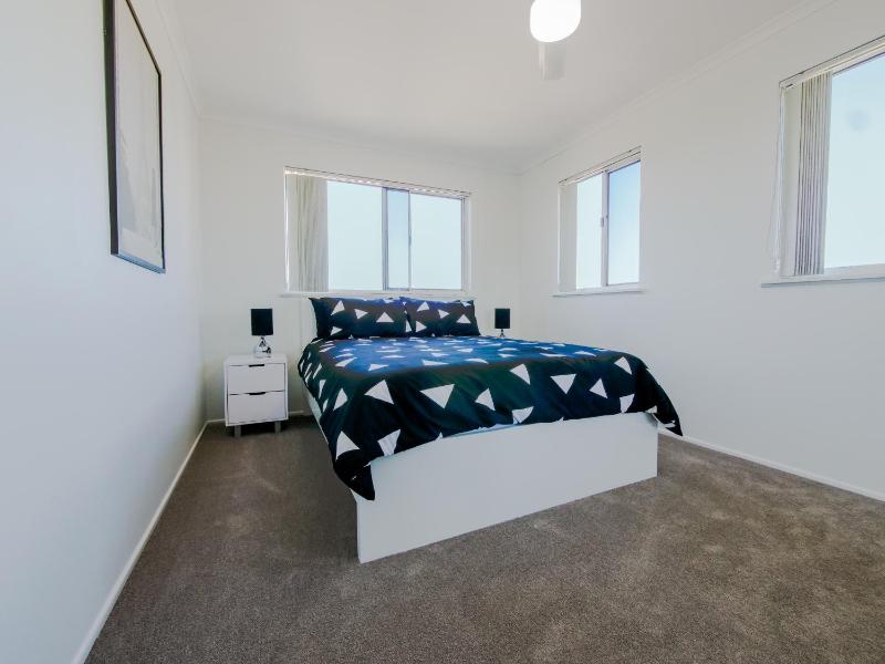 Explorer Cove Unit 6 31 Kennedy Pde - image 10