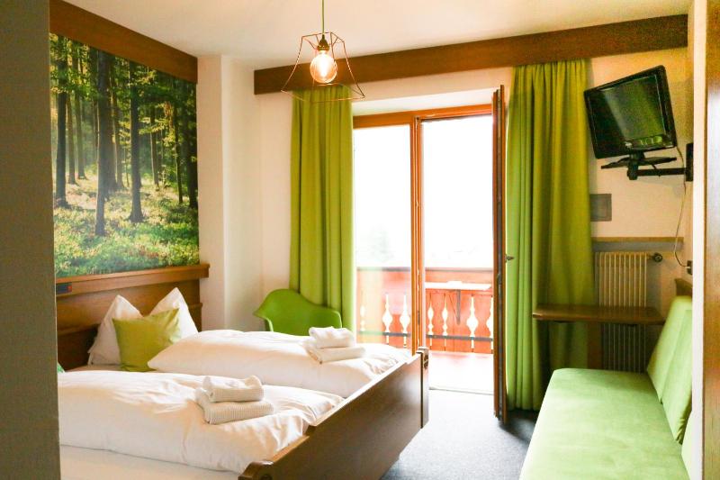 Double Room image 1