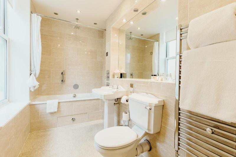 Standard Single Room image 2