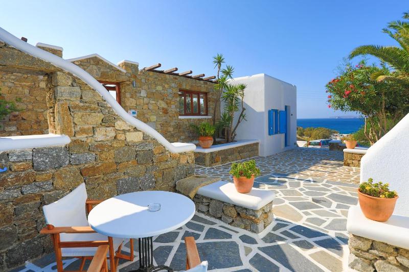Maganos Apartments - image 9