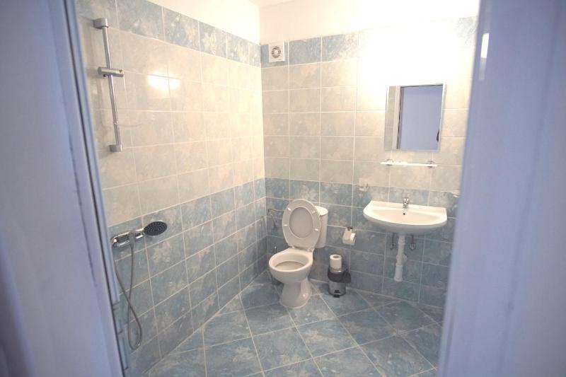 Triple Room with Balcony image 3