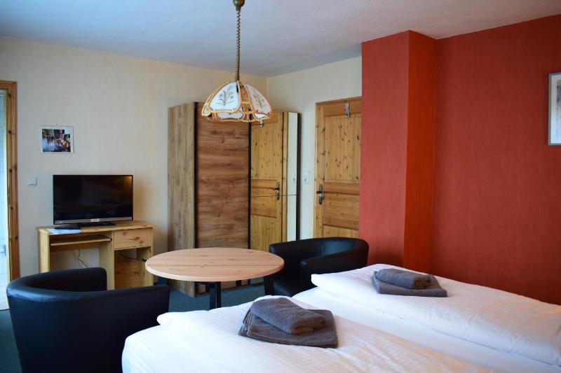 Double Room with Private Bathroom image 4