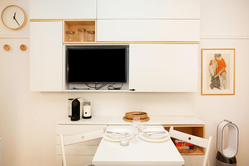 Apartment image 3