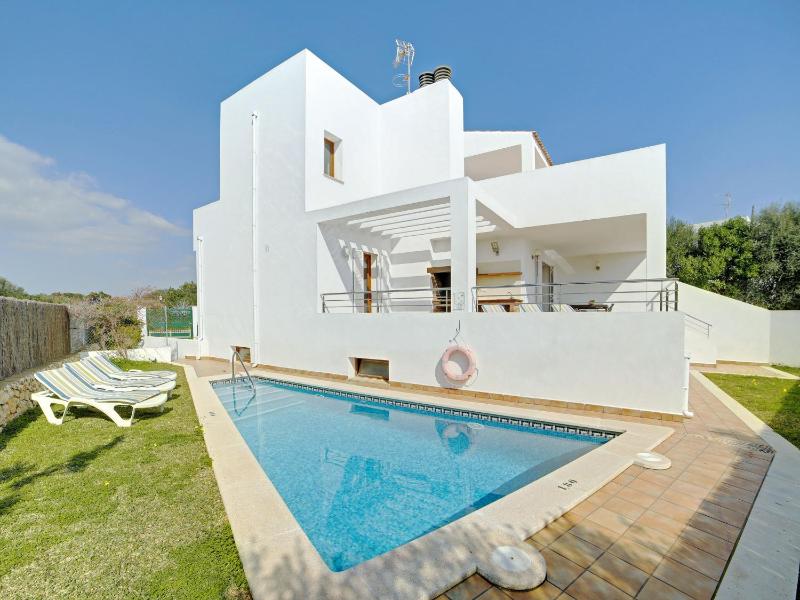 Villa with Garden View image 1