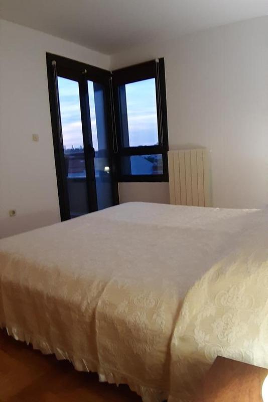 One-Bedroom Apartment with Balcony image 2