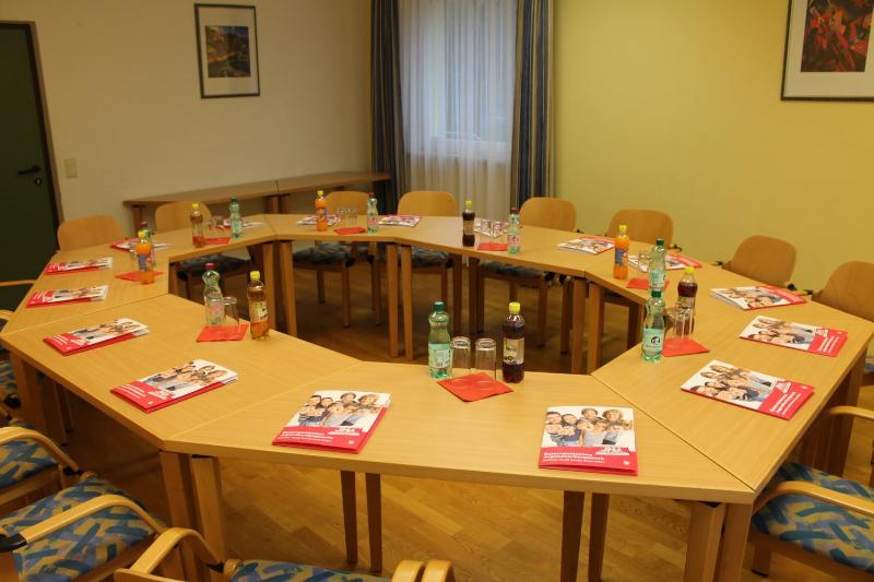 Eduard-Heinrich-Haus Hostel - image 11