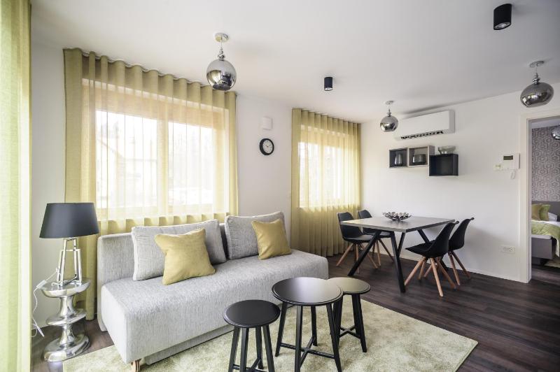 Apartments Villa Tatiana - image 7