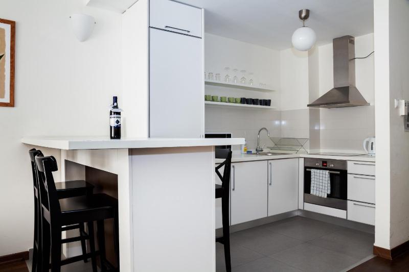 Studio with Spa Access (3 Adults) image 4