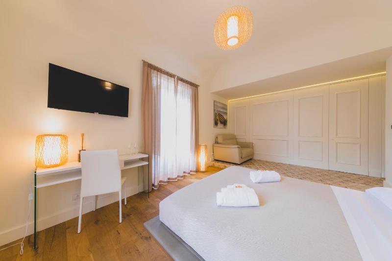 Cefalù Design Suites - image 40