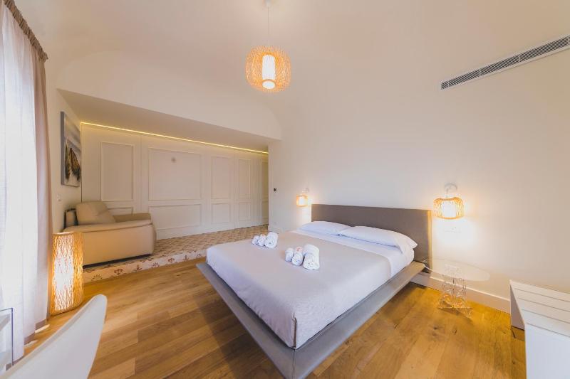 Triple Room image 1