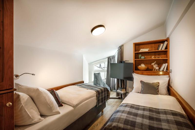 Suite for 4+1 image 4
