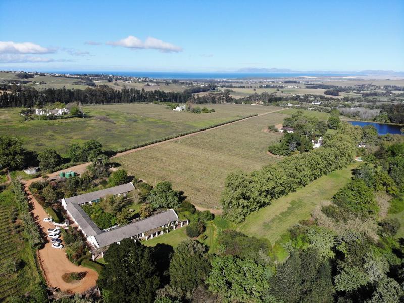 Navarre Farm Cottages - image 16