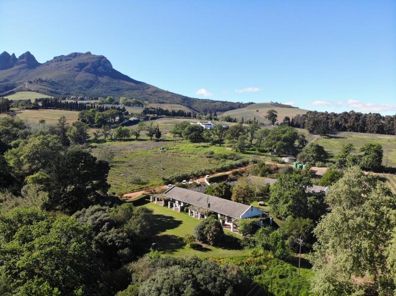 Navarre Farm Cottages - image 5