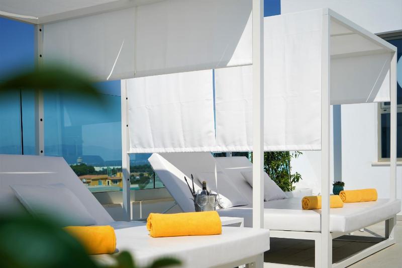 Hotel Seasun Aniram - image 14