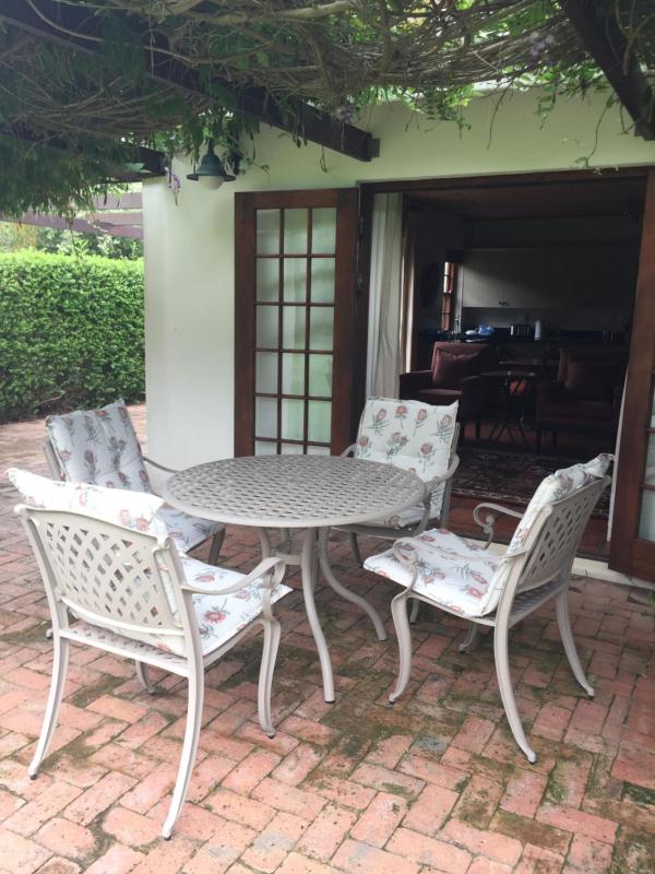 Navarre Farm Cottages - image 10