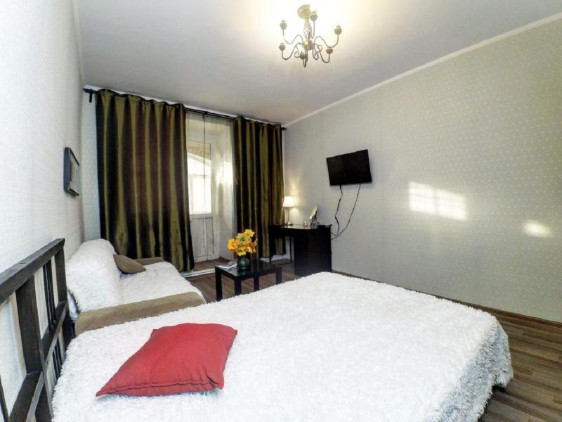 Apartment with Balcony image 2