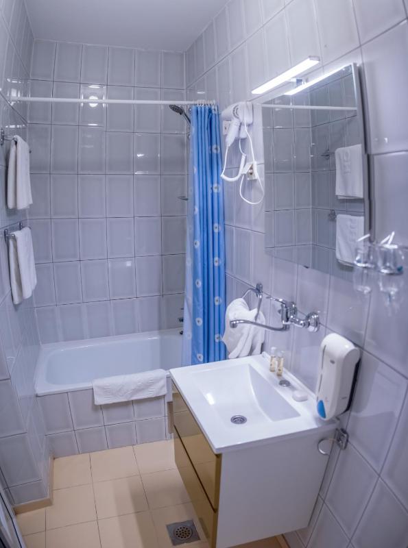 Apartment image 3