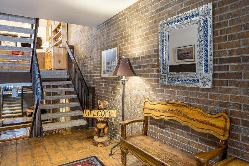 Moraine 27 Townhouse near Gondola - image 19