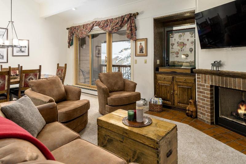 Moraine 27 Townhouse near Gondola - image 10