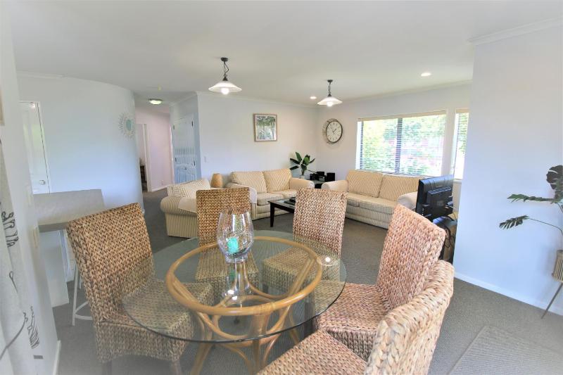 AristaAir- Central City Townhouse - image 6