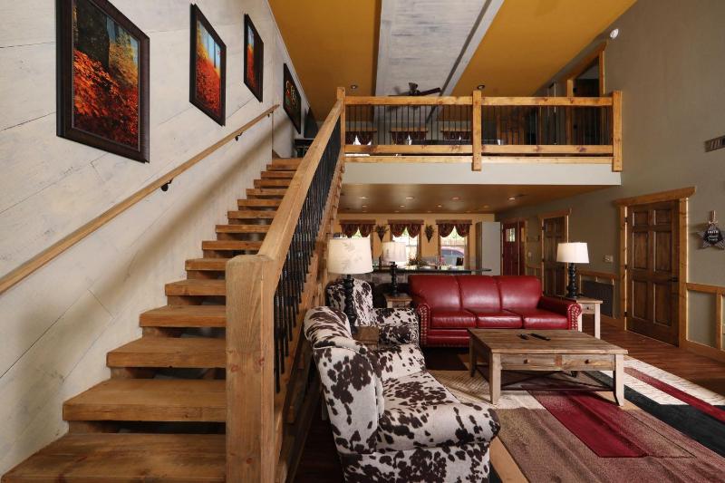 Above It All Cabin with Luxury Amenities and Game Room - image 40
