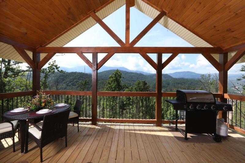 Above It All Cabin with Luxury Amenities and Game Room - image 26
