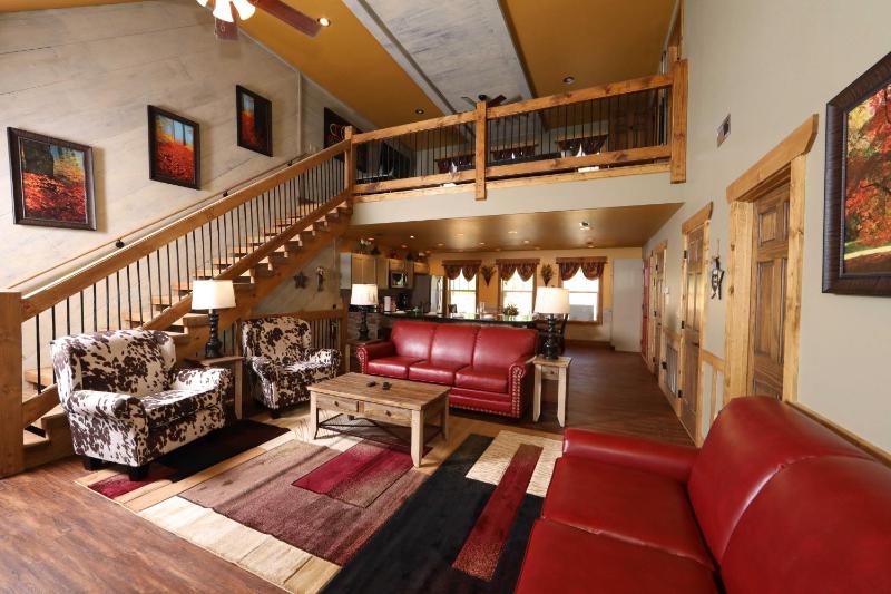 Above It All Cabin with Luxury Amenities and Game Room - image 38