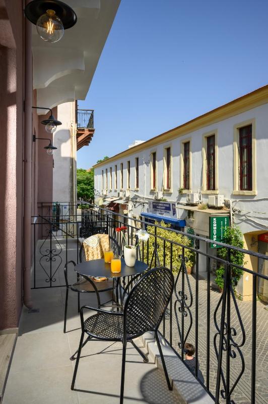 Minaret Suites and Apartments - image 20