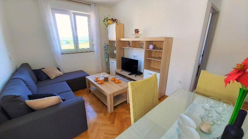 Apartment Ribnjak 10 - image 9