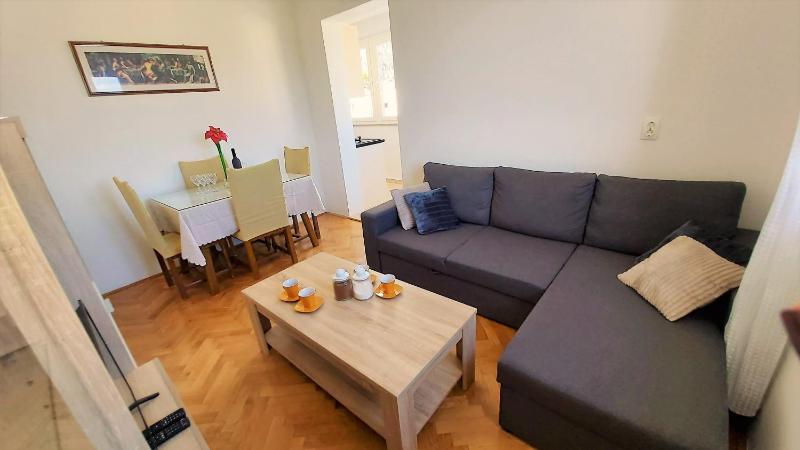 Apartment Ribnjak 10 - image 14
