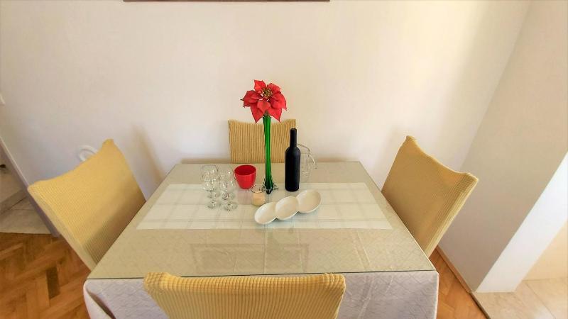 Apartment Ribnjak 10 - image 18