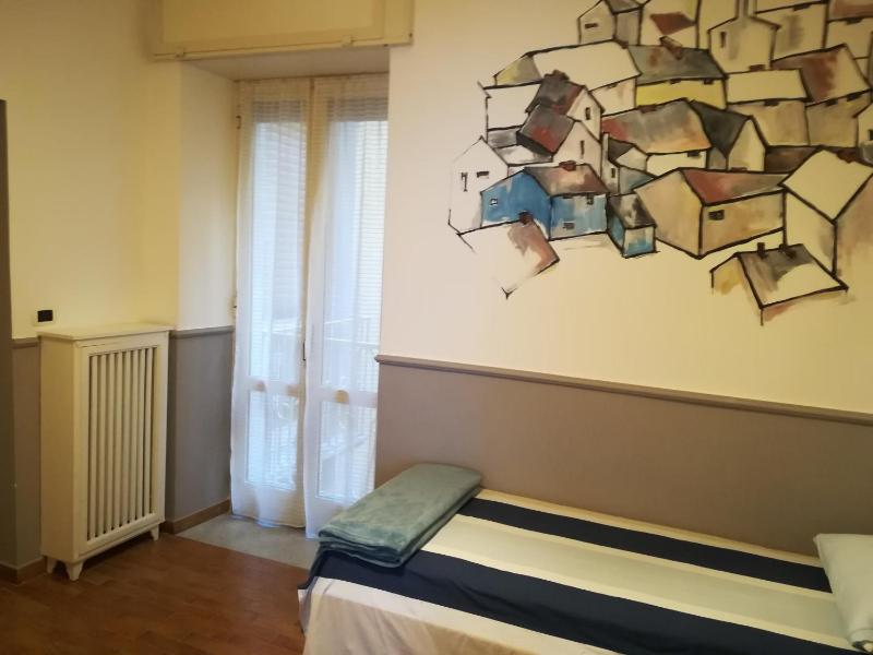 Deluxe Quadruple Room image 3