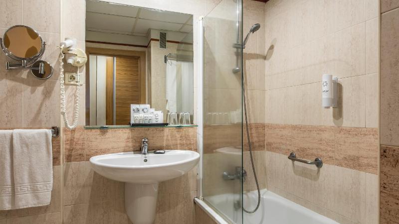 Superior Double Room with Sea View - Adults Only image 1