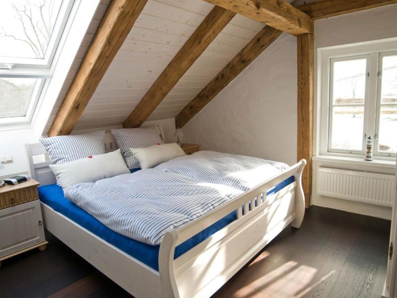 Two-Bedroom Apartment image 4