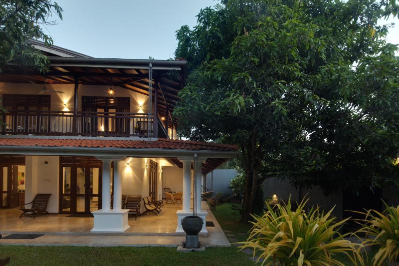 Ballarat Luxury Villa - Hikkaduwa - image 41