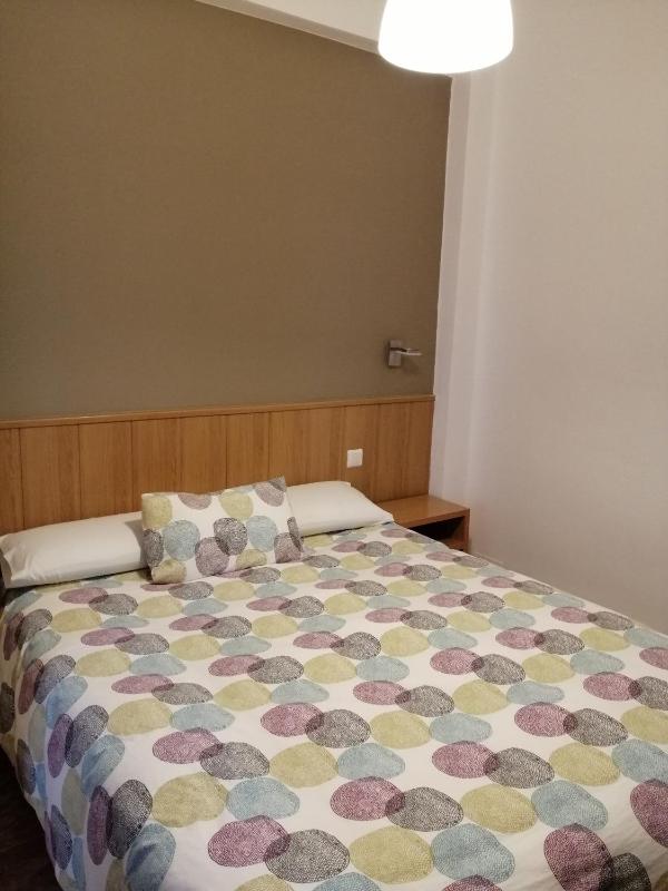 Small Double Room image 2