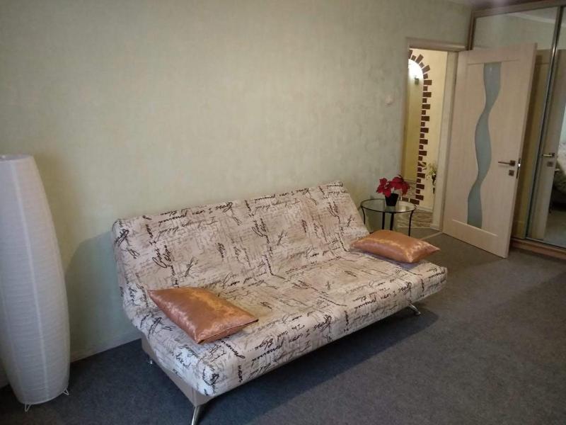 One-Bedroom Apartment image 1