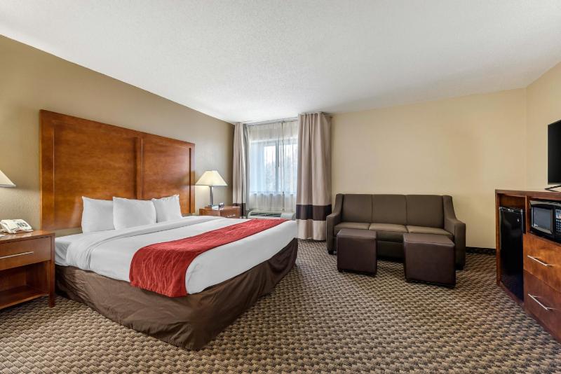 King Room image 3