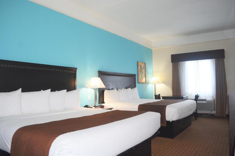 Baymont by Wyndham Galveston - image 6
