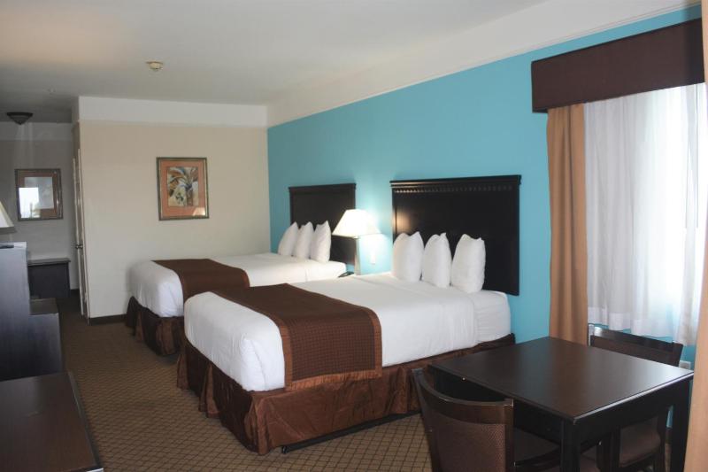 Baymont by Wyndham Galveston - image 16