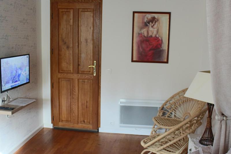 Double Room image 4