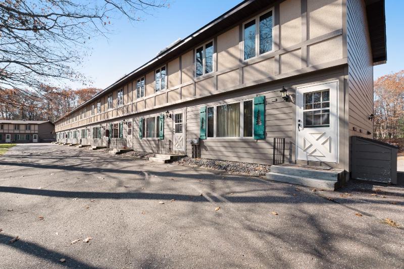 Two Bedroom Apartment  image 1