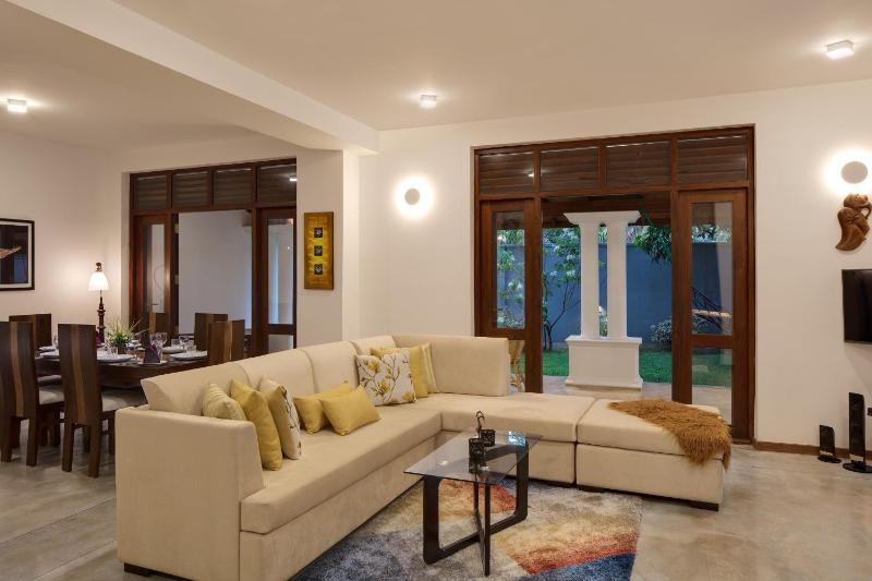 Ballarat Luxury Villa - Hikkaduwa - image 3